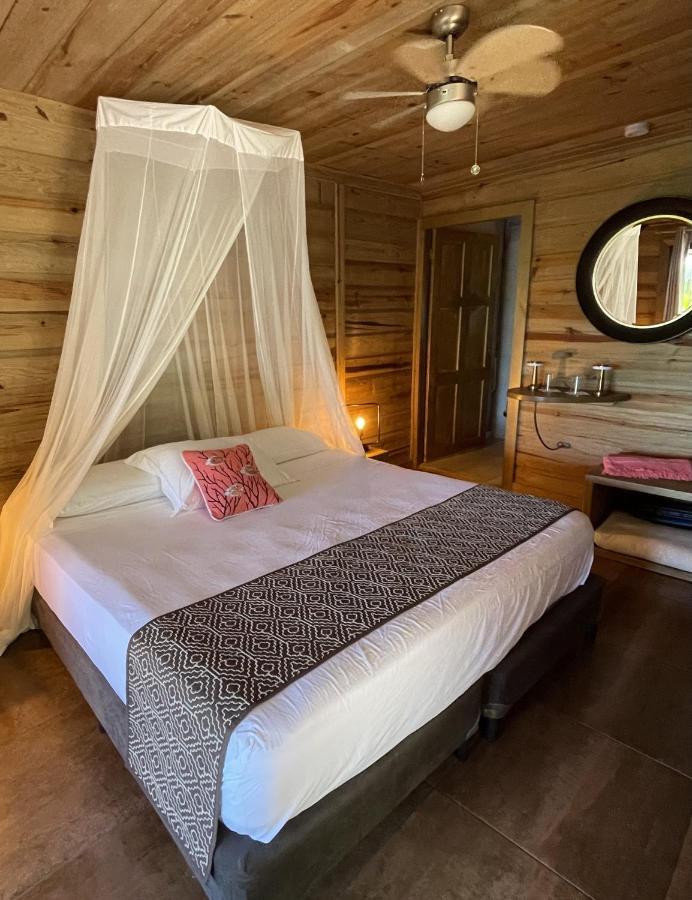 Eden Jungle Lodge Бокас-дель-Торо Экстерьер фото