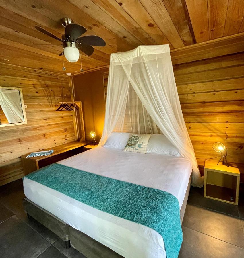 Eden Jungle Lodge Бокас-дель-Торо Экстерьер фото